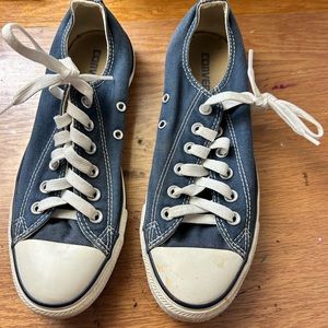 blue converse